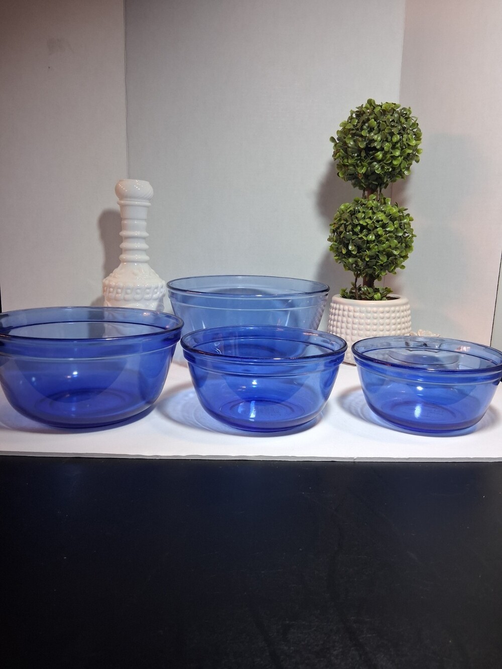 Vintage Anchor Hocking Cobalt Blue Glass Nesting Mixing Bowls; 4 PC SET; Mint!